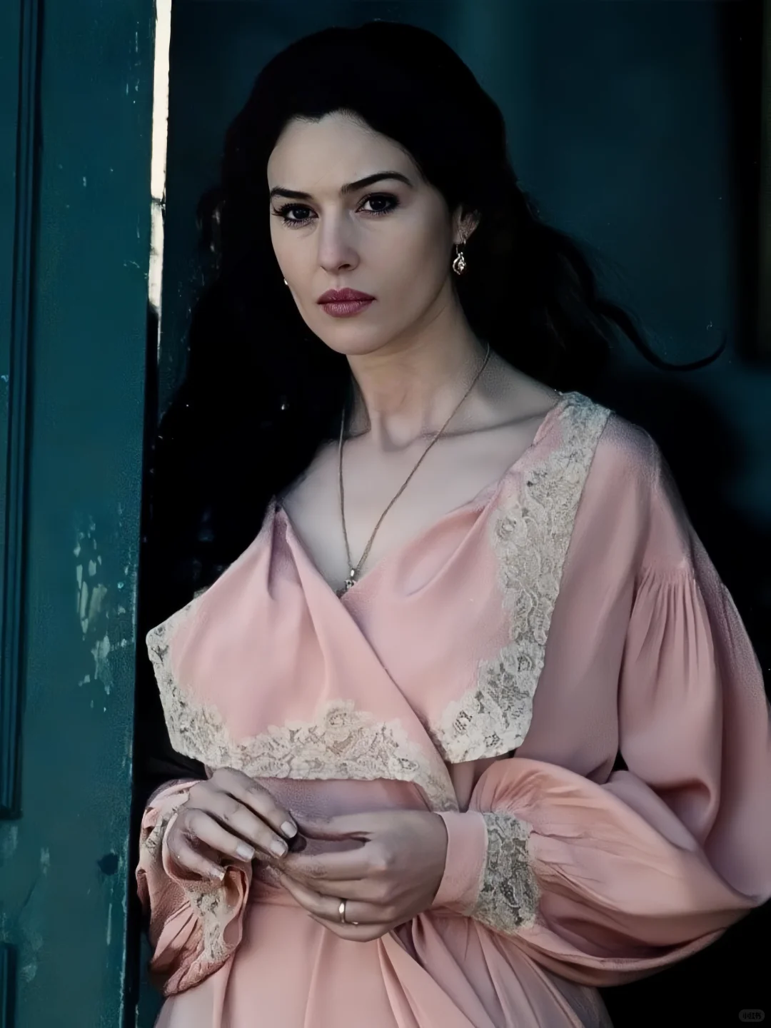 气质御姐 性感美艳