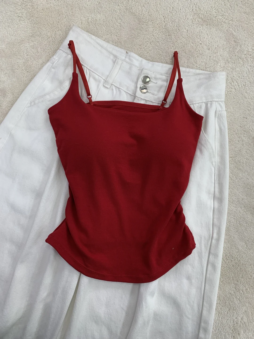 海边旅游度假?️这套显瘦又有氛围感～