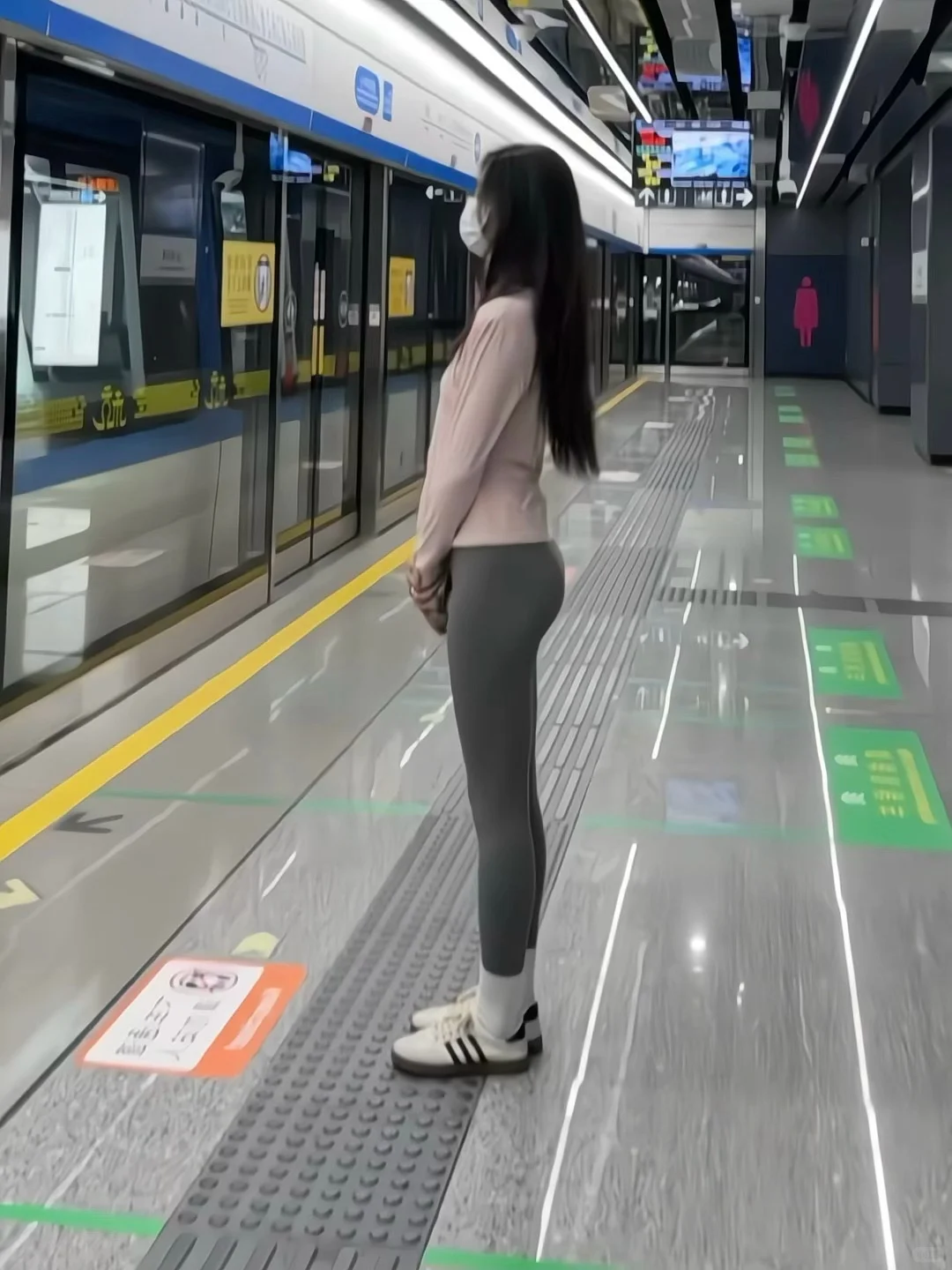 终于买到了显瘦的通勤瑜伽裤！！！