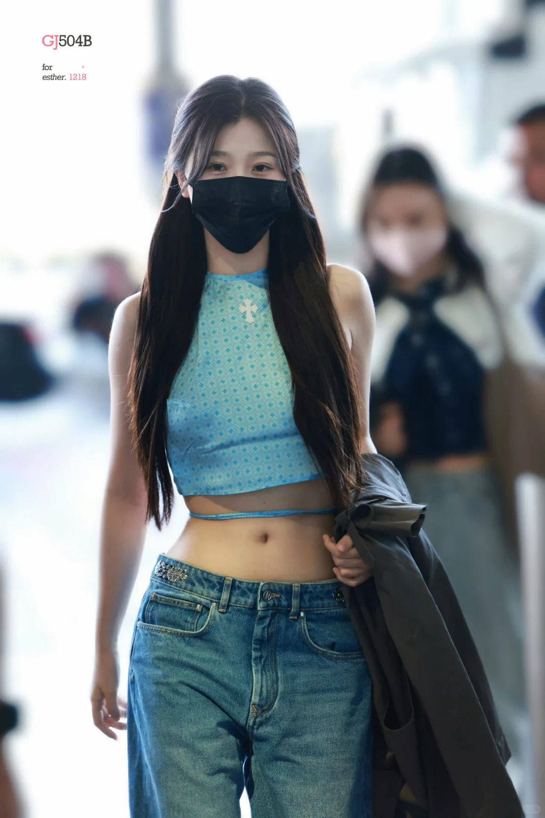 支持美女穿衣自由