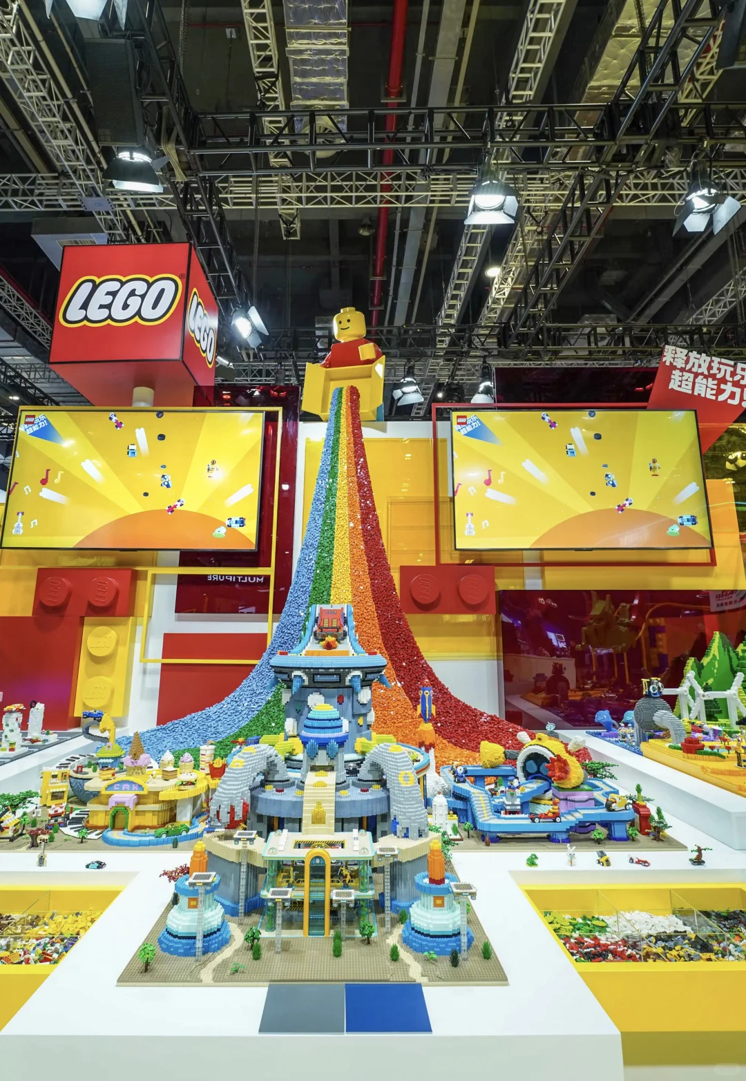 2024进博会｜LEGO现场直击，一篇了解?动向