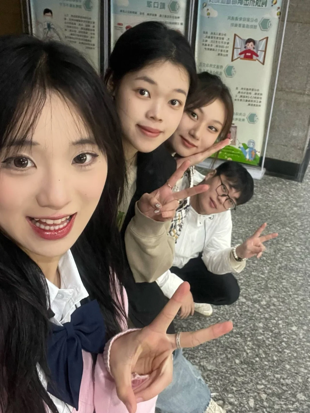 别墅也能办展？！我的第1⃣️次策展实践