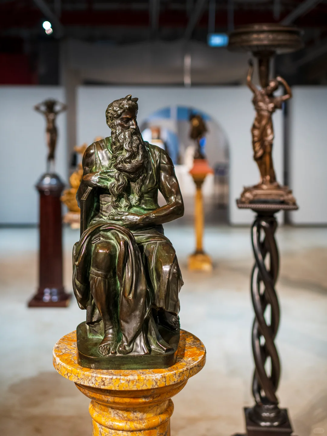 工业风美术馆❤️一场关于新古典的雕塑絮语