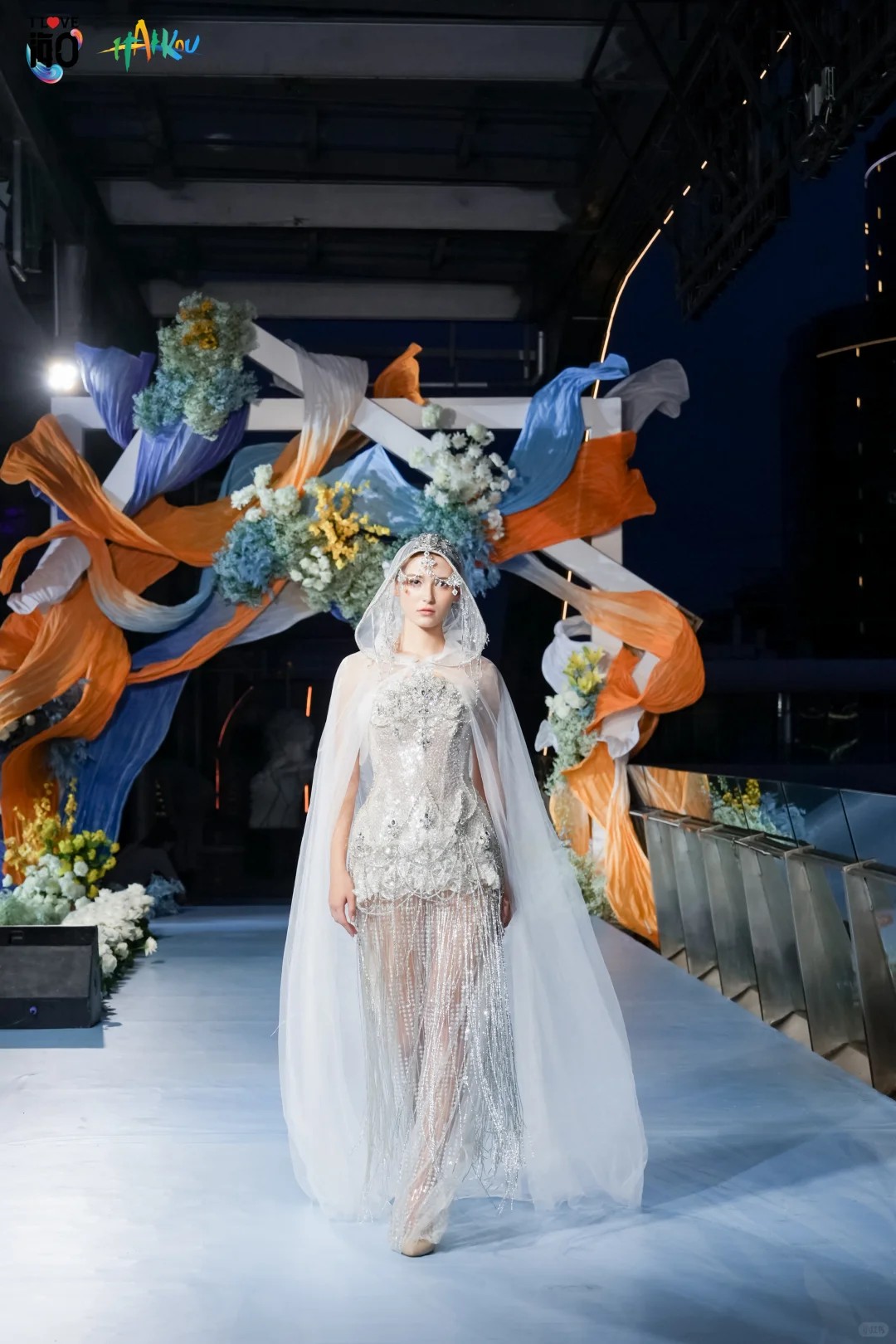 七夕在海口看婚纱秀