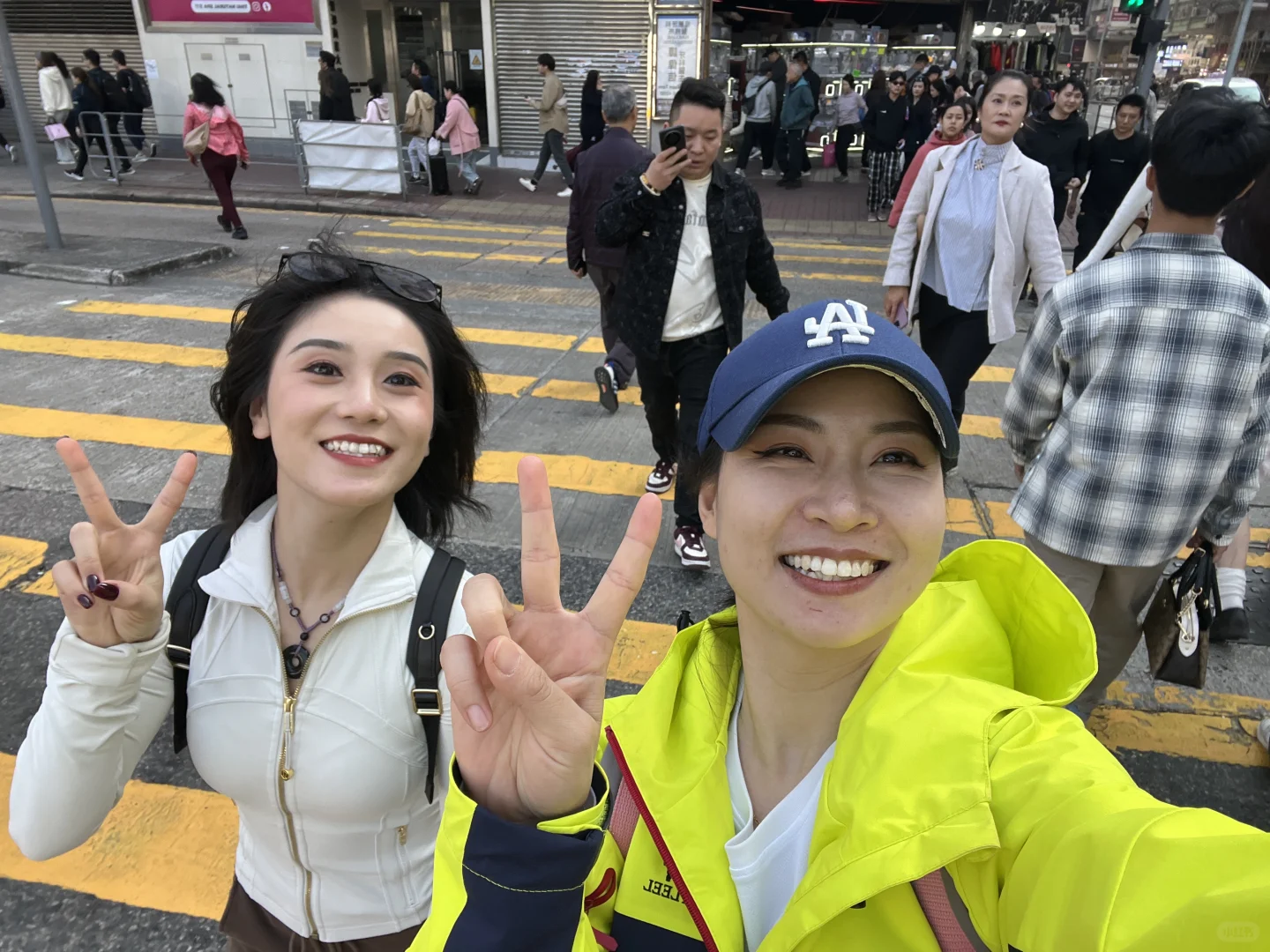 ?? 香港
