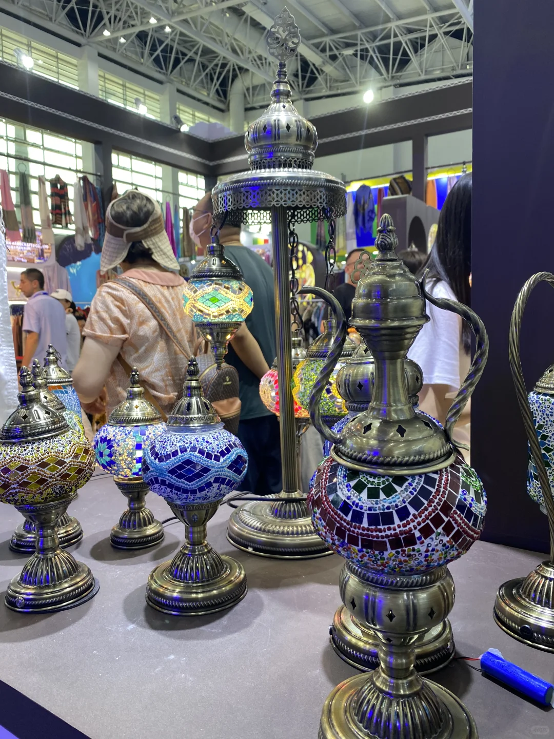 实况已回！人……太多了