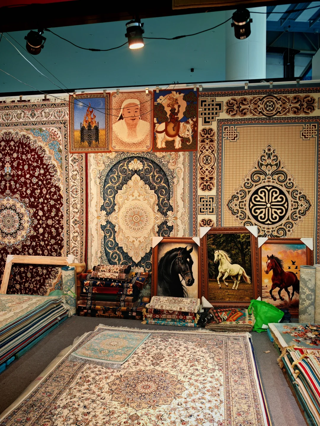 不同国家 风格迥异的展区 好好逛！