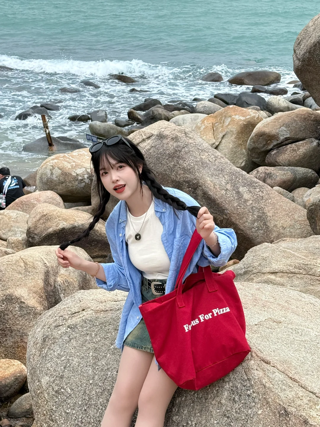 存几个i人小幅度拍照姿势?简单好出片！！