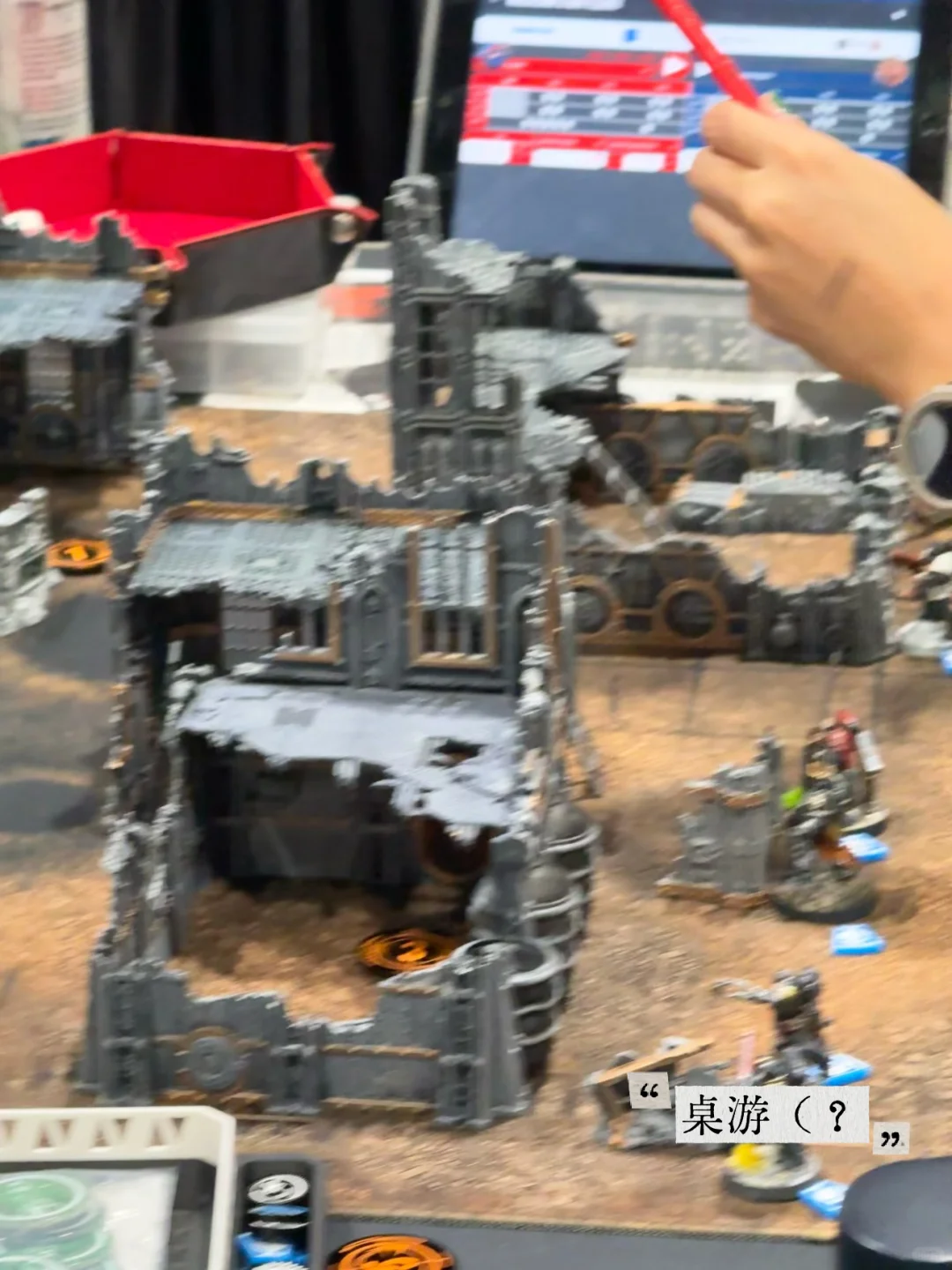 ??一下午逛完 200+兴趣展位