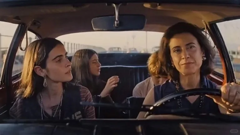 沉默坚韧的抵抗——《我仍在此》