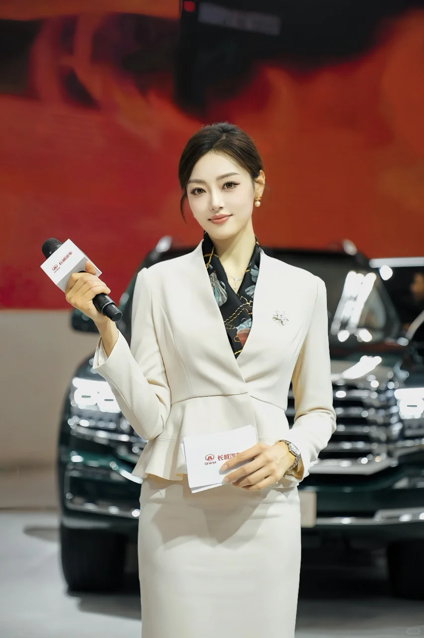 2025包头国际车展女主持