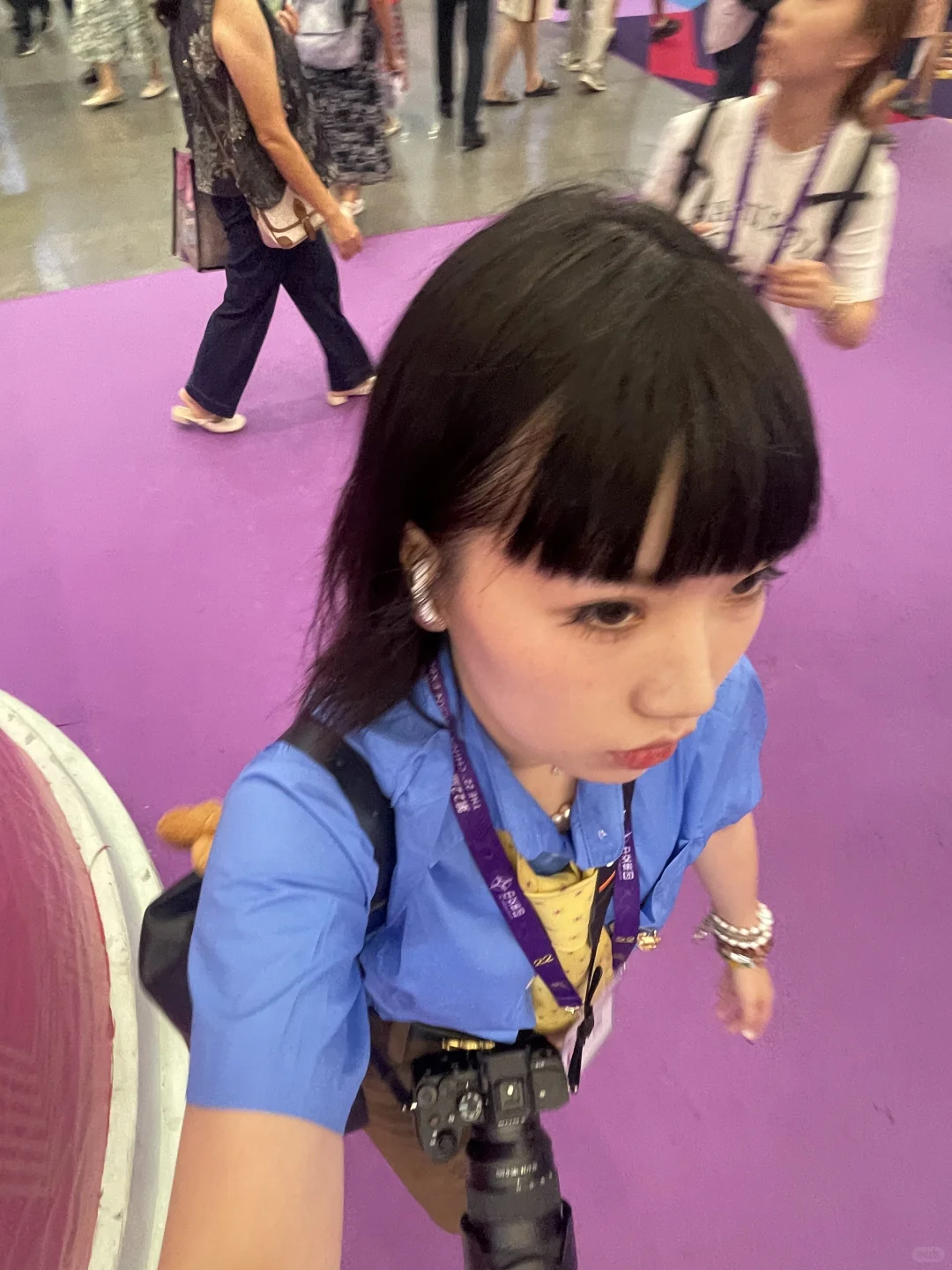 我的腿在东盟博览会…