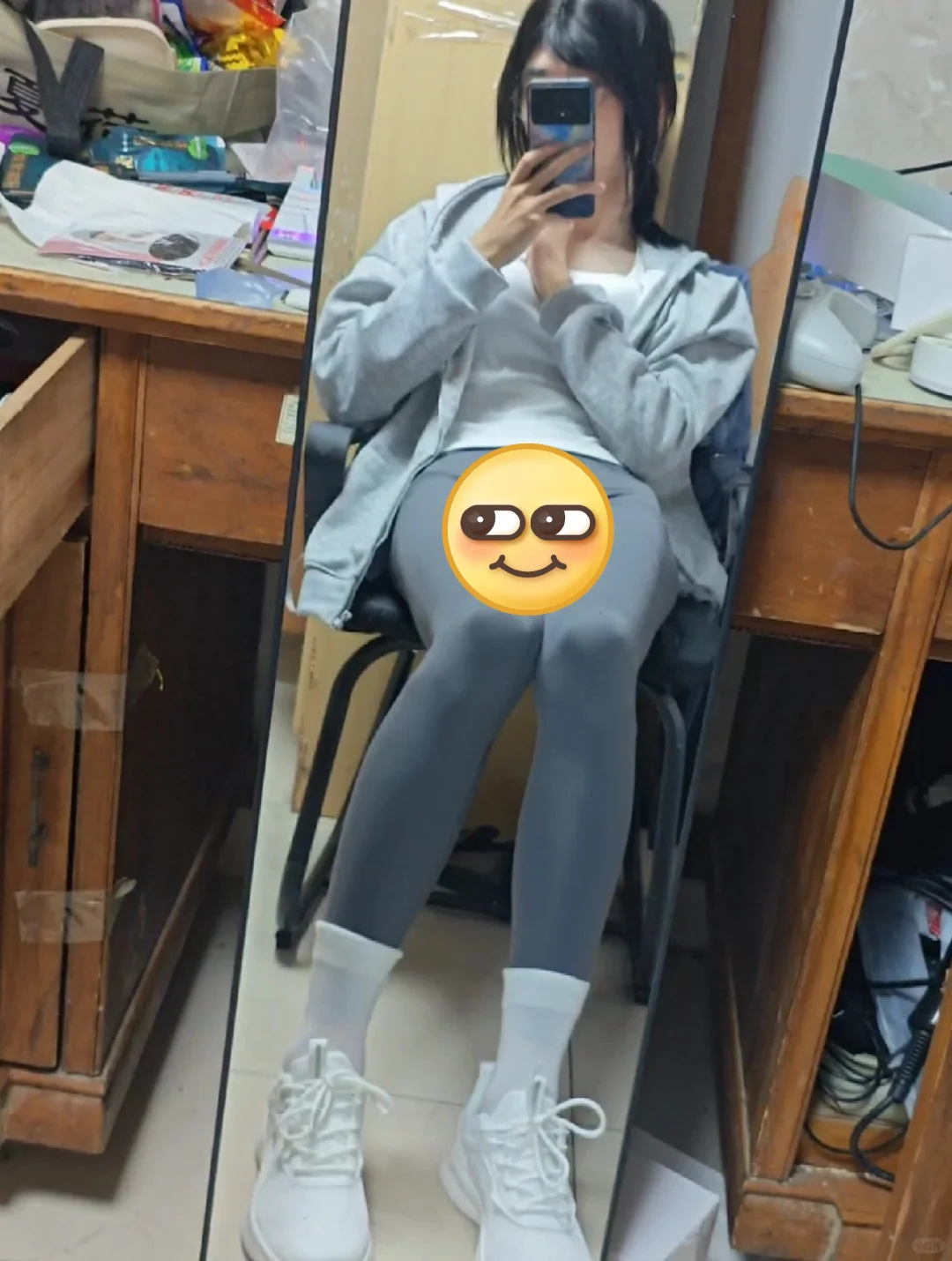 男孩子也能穿瑜伽裤白袜！