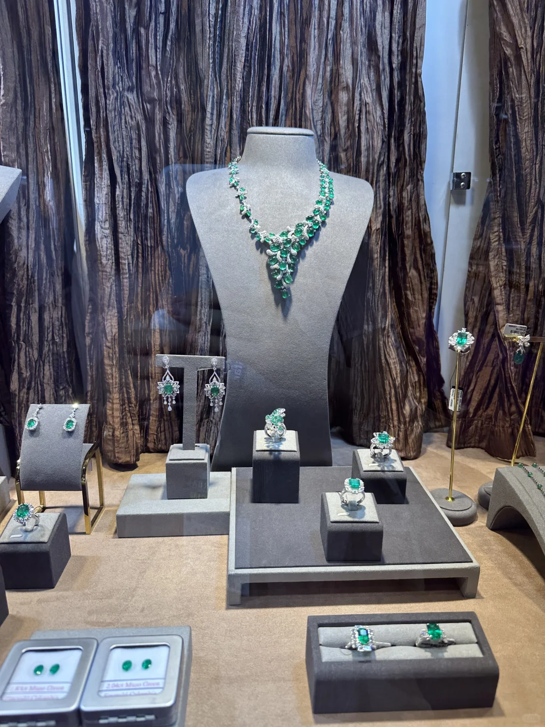 香港?? 珠宝展高货欣赏（二）