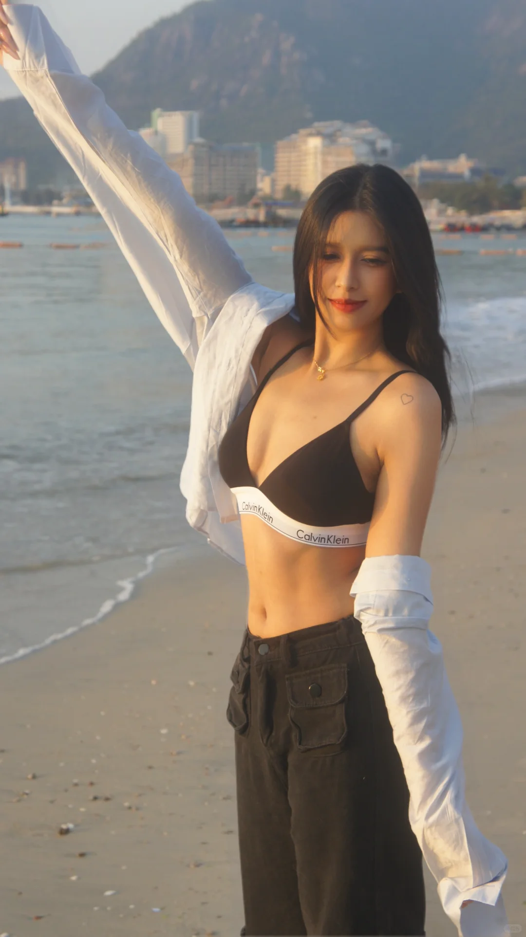 CK与海边日落简直是绝配?稳稳出片很安心