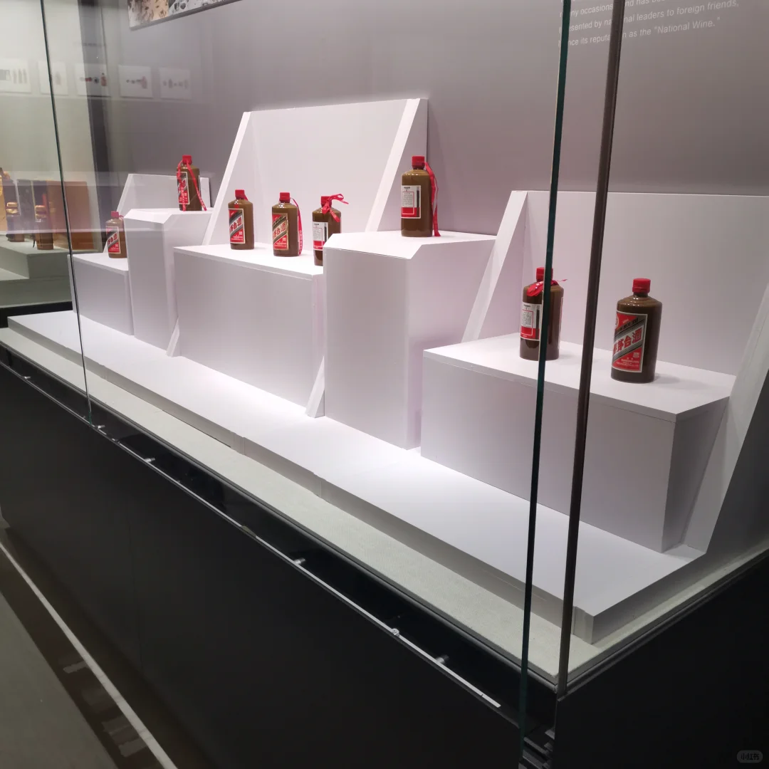 ?【暴击行业底线】千元PVC板造出百万级