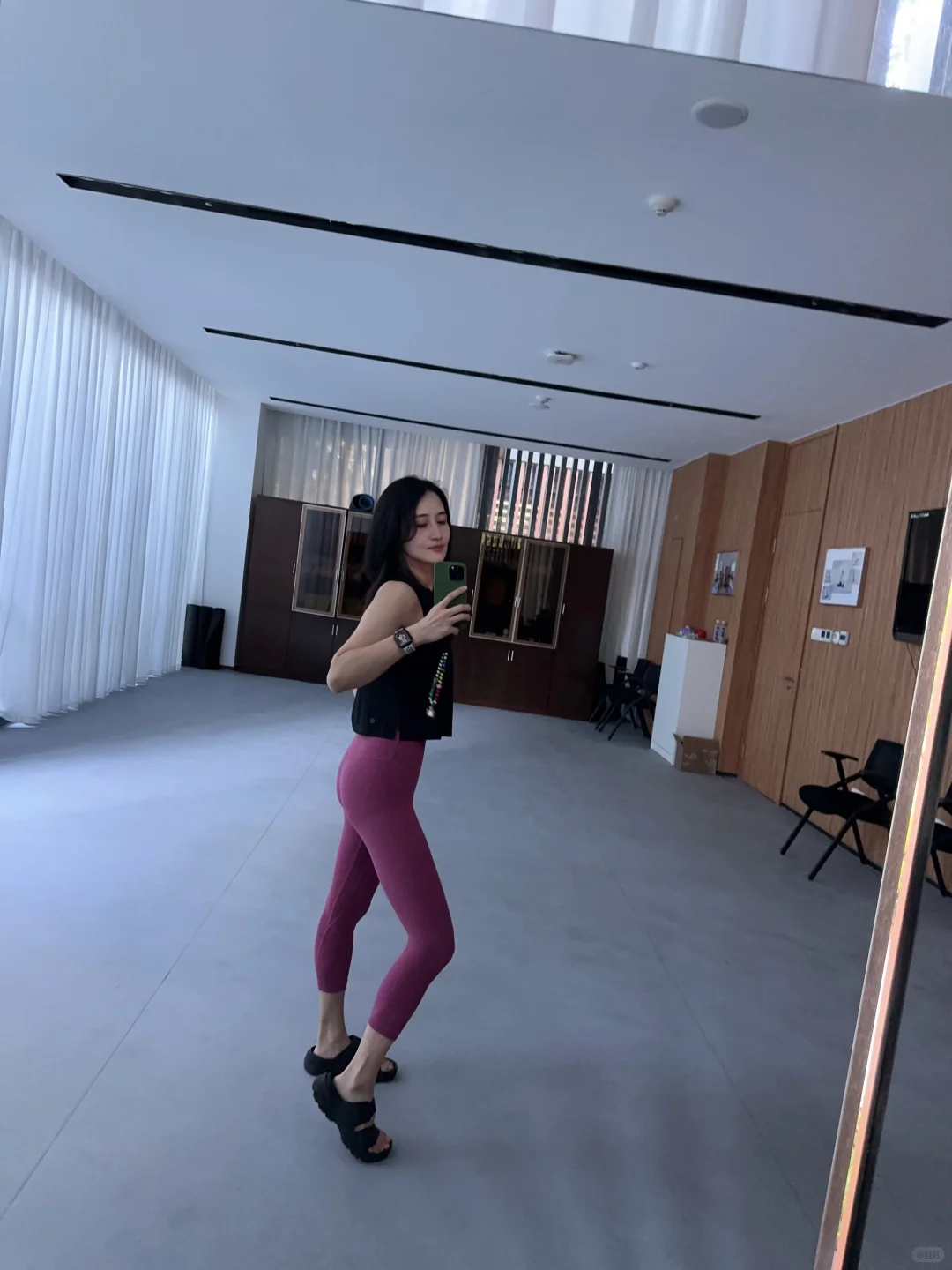 今天是正儿八经瑜伽服