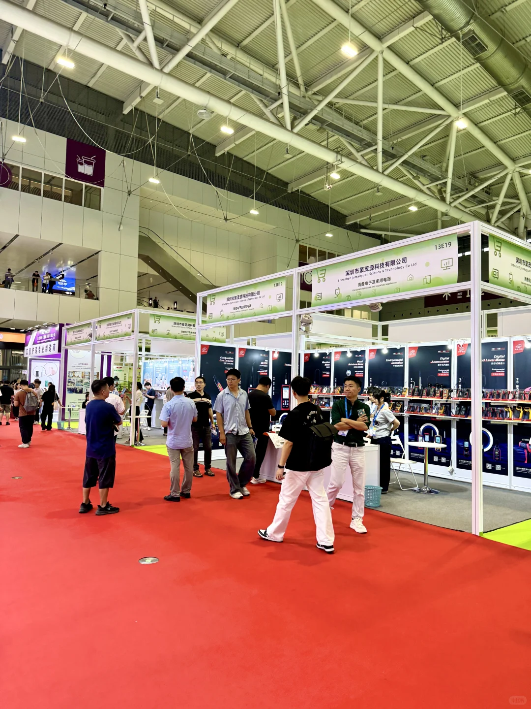 ?爆逛CCBEC跨境展！深圳不愧搞钱第一线～