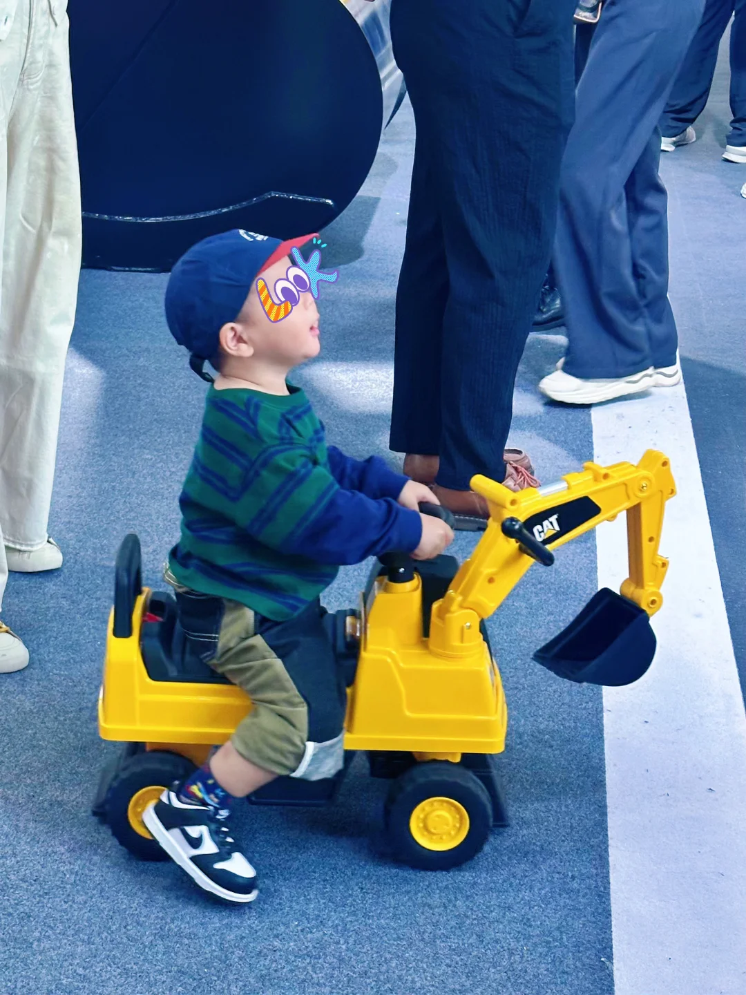 ber 你去工程机械展看什么?当然是看热闹!