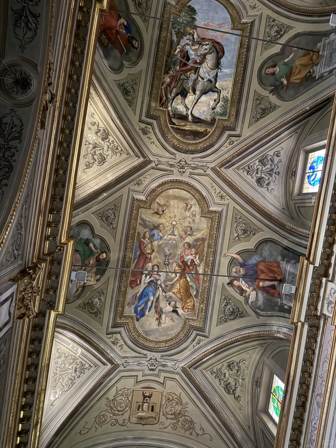 L'Elisir d'Amore 十月, 爱的灵药