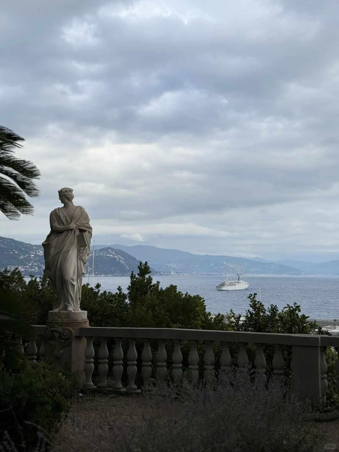 L'Elisir d'Amore 十月, 爱的灵药