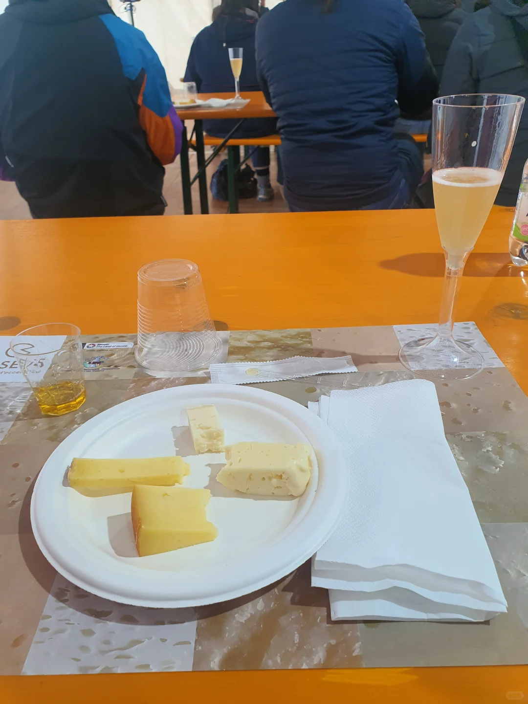 ??奶酪展会? 免费!