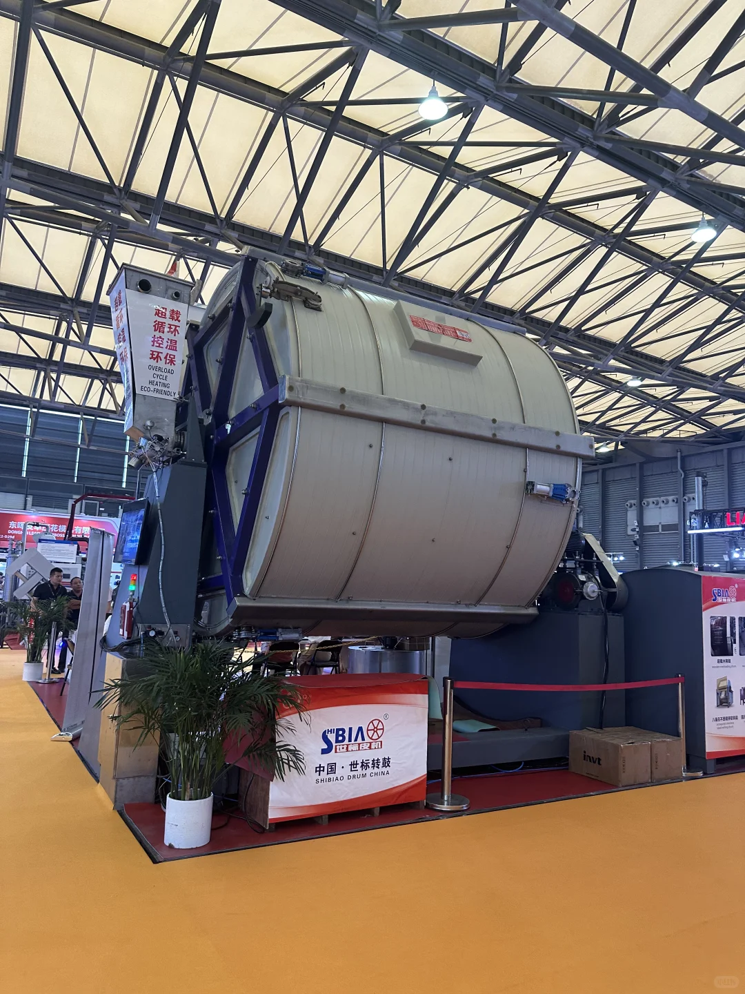 2025上海新国际博览中心皮革展打卡