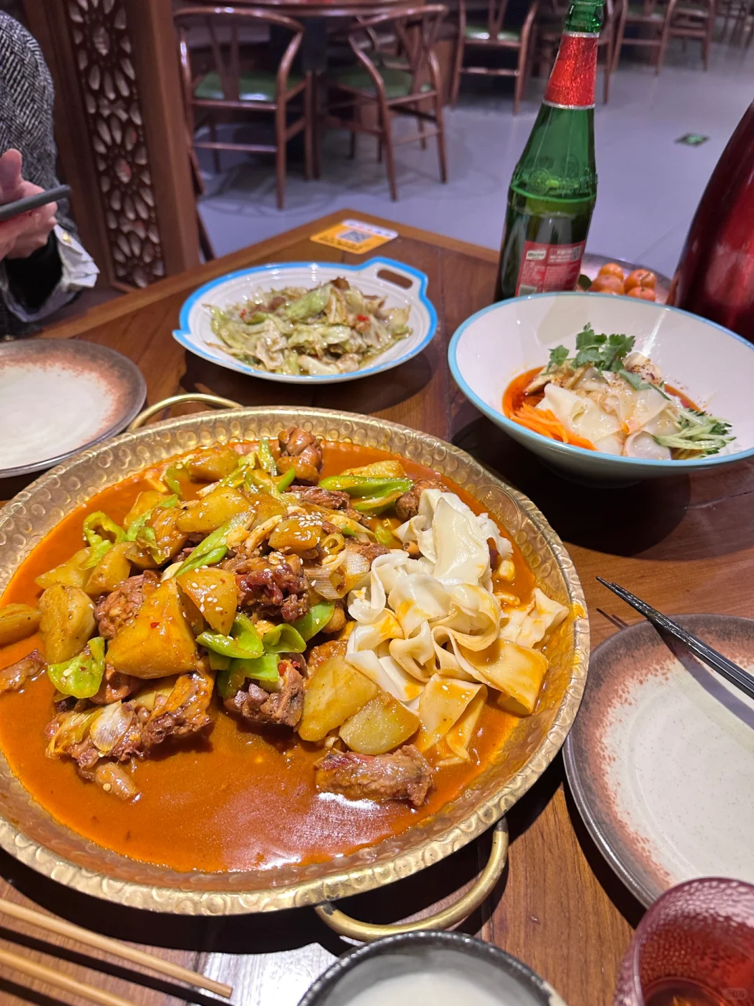 打卡成功✅美乐城——楼兰·新疆大盘鸡