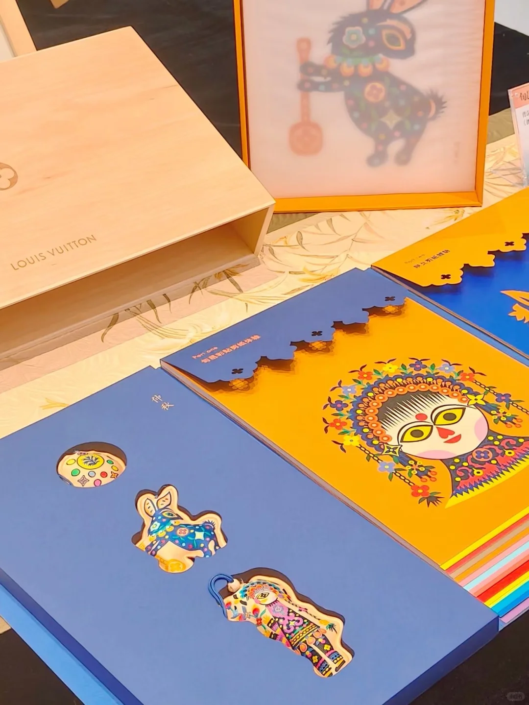 从颜色切入，认识传统文化｜非遗产业画面设计