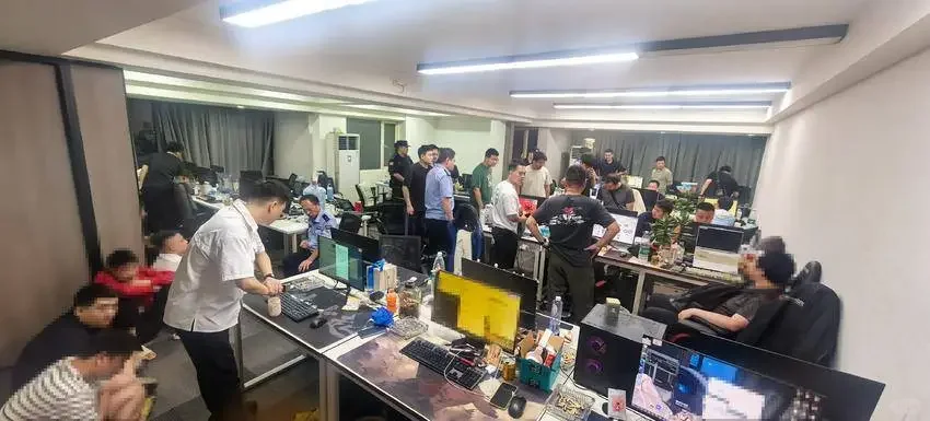 武汉警方雷霆出击！30名“白富美”落网！