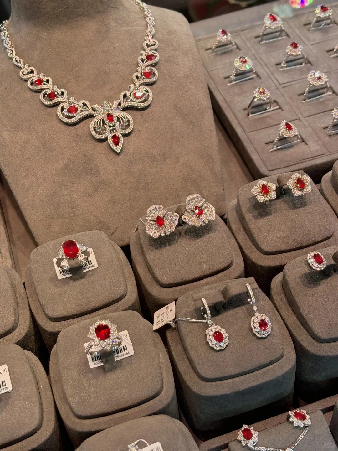 妈耶！北展已化身梦幻珠宝岛！免费坠入！