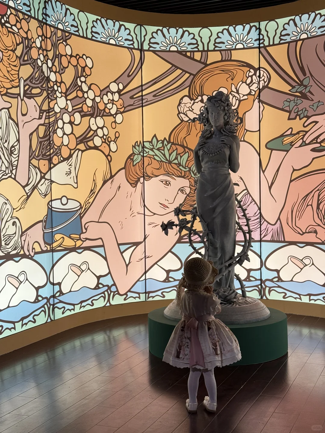 拜见二次元鼻祖??无锡博物院穆夏新展!!