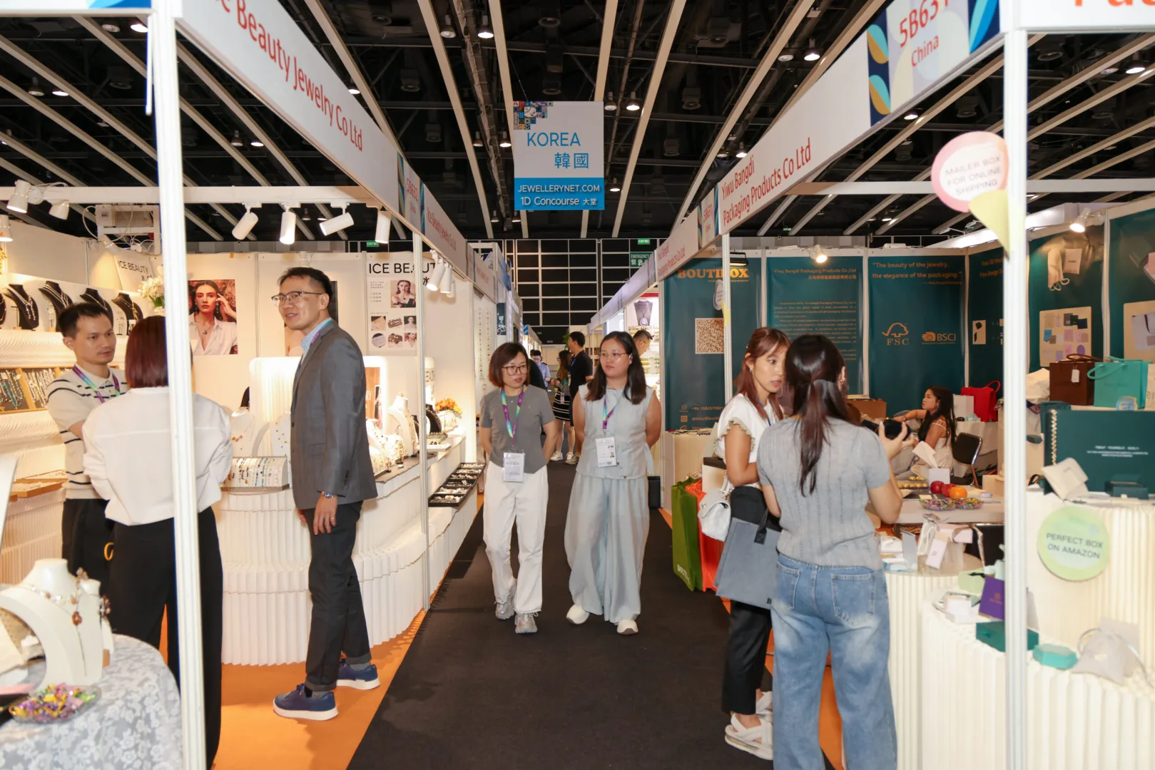 SEASONS秋季展，潮流引人瞩目