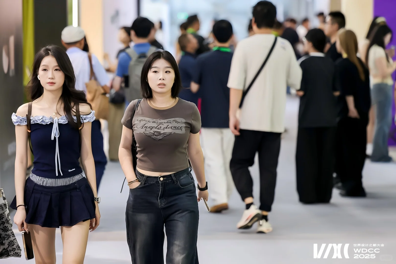 上海看展穿什么？