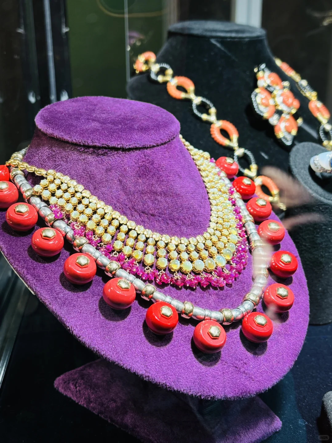 妈耶！北展已化身梦幻珠宝岛！免费坠入！