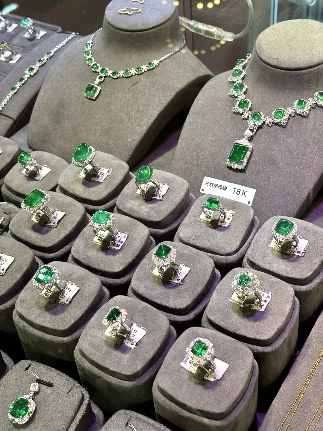 妈耶！北展已化身梦幻珠宝岛！免费坠入！