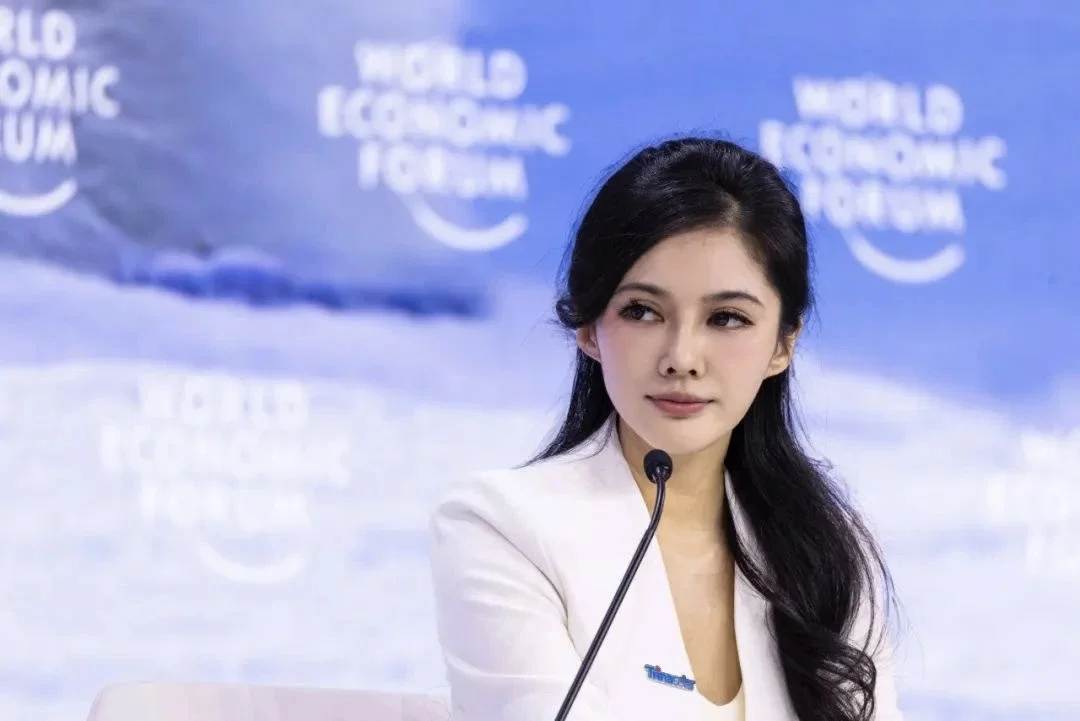 商界人物 | 93年的她执掌百亿光伏巨头!