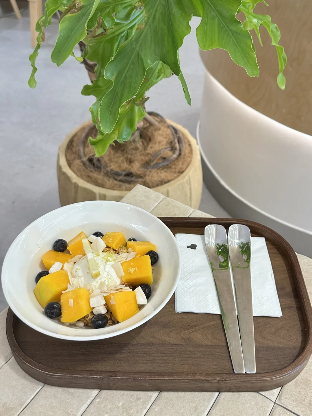 滨江天街居然要开有朵酸奶啦！！