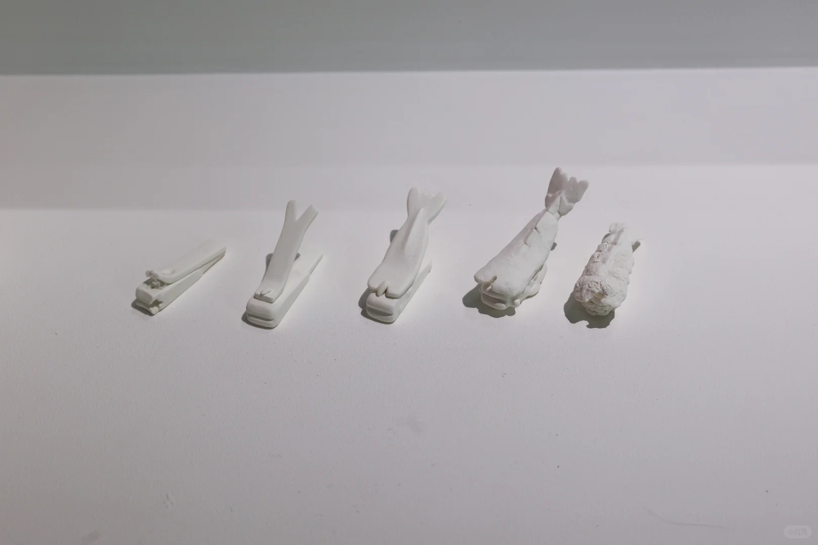 形态的诗学:武藏野美术大学基础设计系展