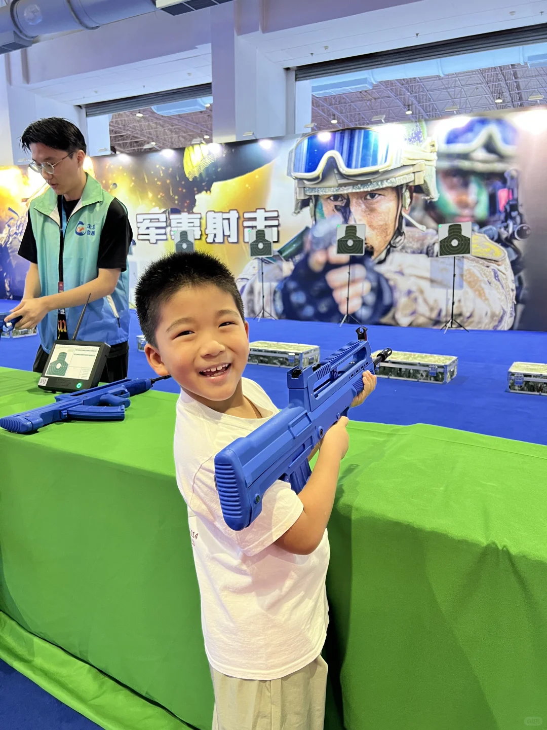 北京国庆遛娃必去!这个展看了比阅兵还燃?