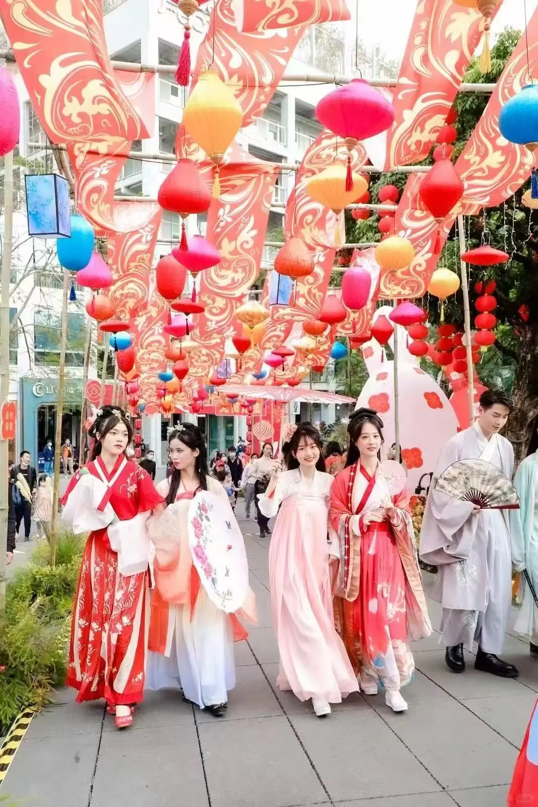 邯郸?️供汉服人偶巡游魔术师调酒师小丑