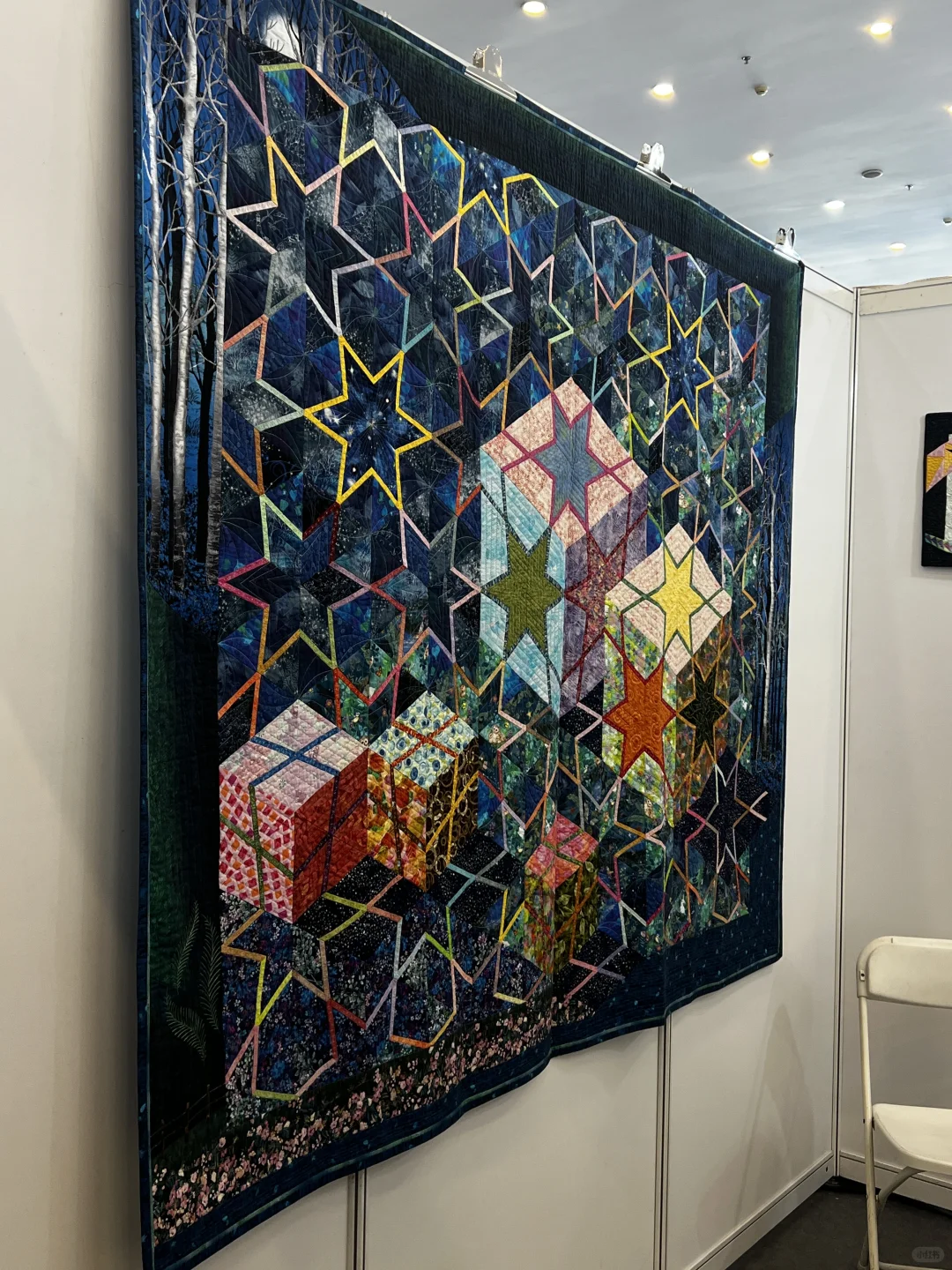 北服你是会办展的,这些居然是布拼出来的!