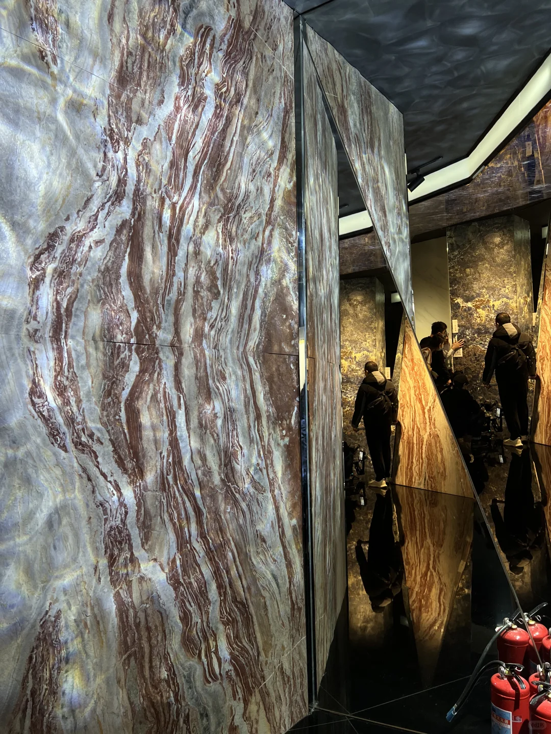 太漂亮啦，这设计展美到失语！