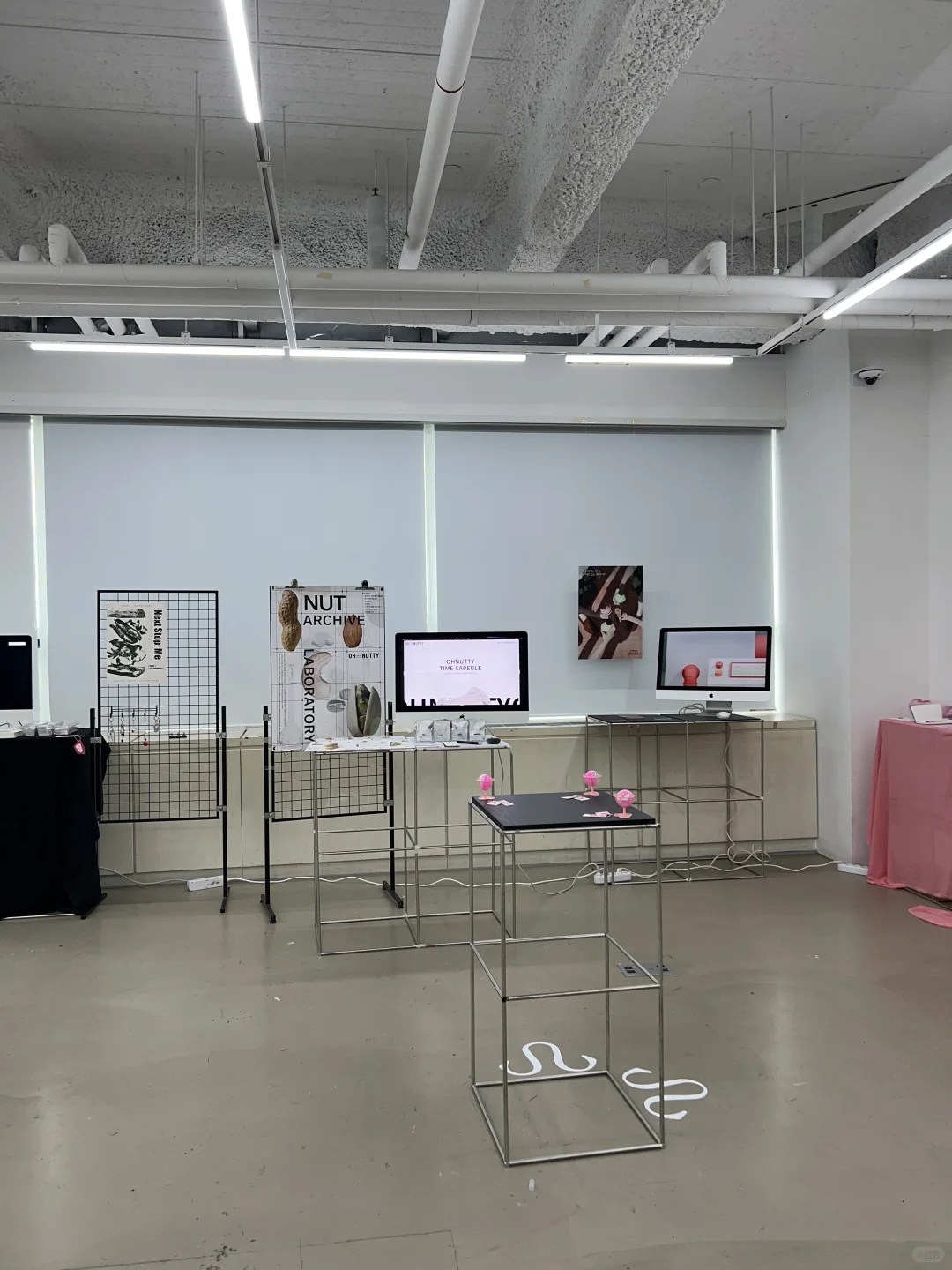 ??弘益大学｜视觉设计系 广告设计展