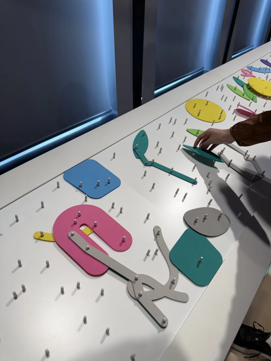 走进展览,像走进了一堂开放的设计课