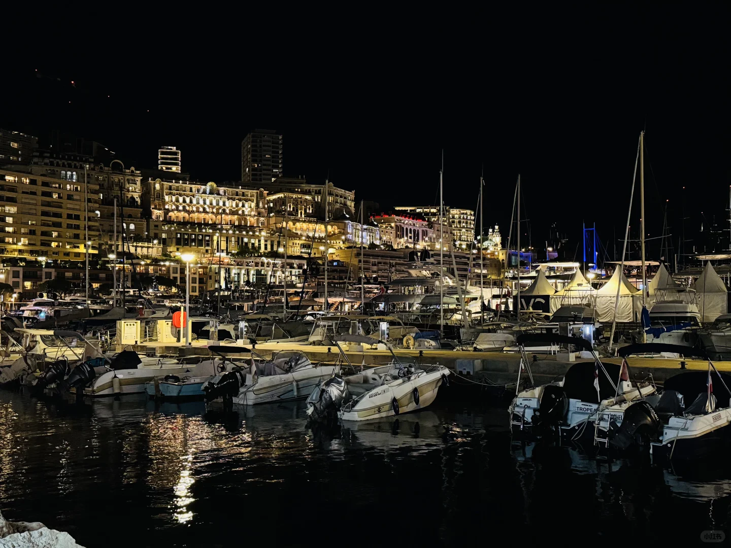 Monaco游艇展的夜晚～名副其实纸醉金迷～