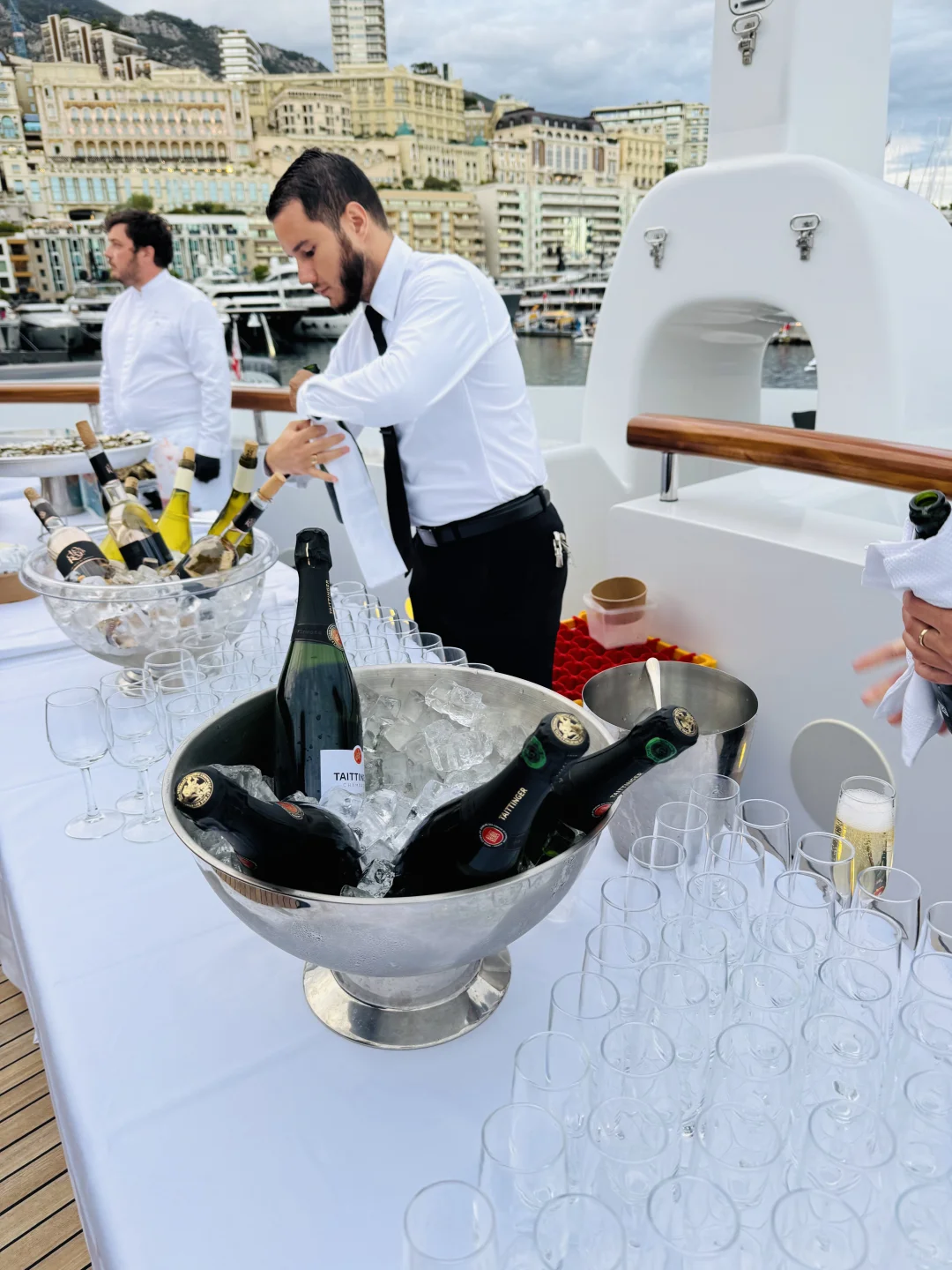 Monaco游艇展的夜晚～名副其实纸醉金迷～