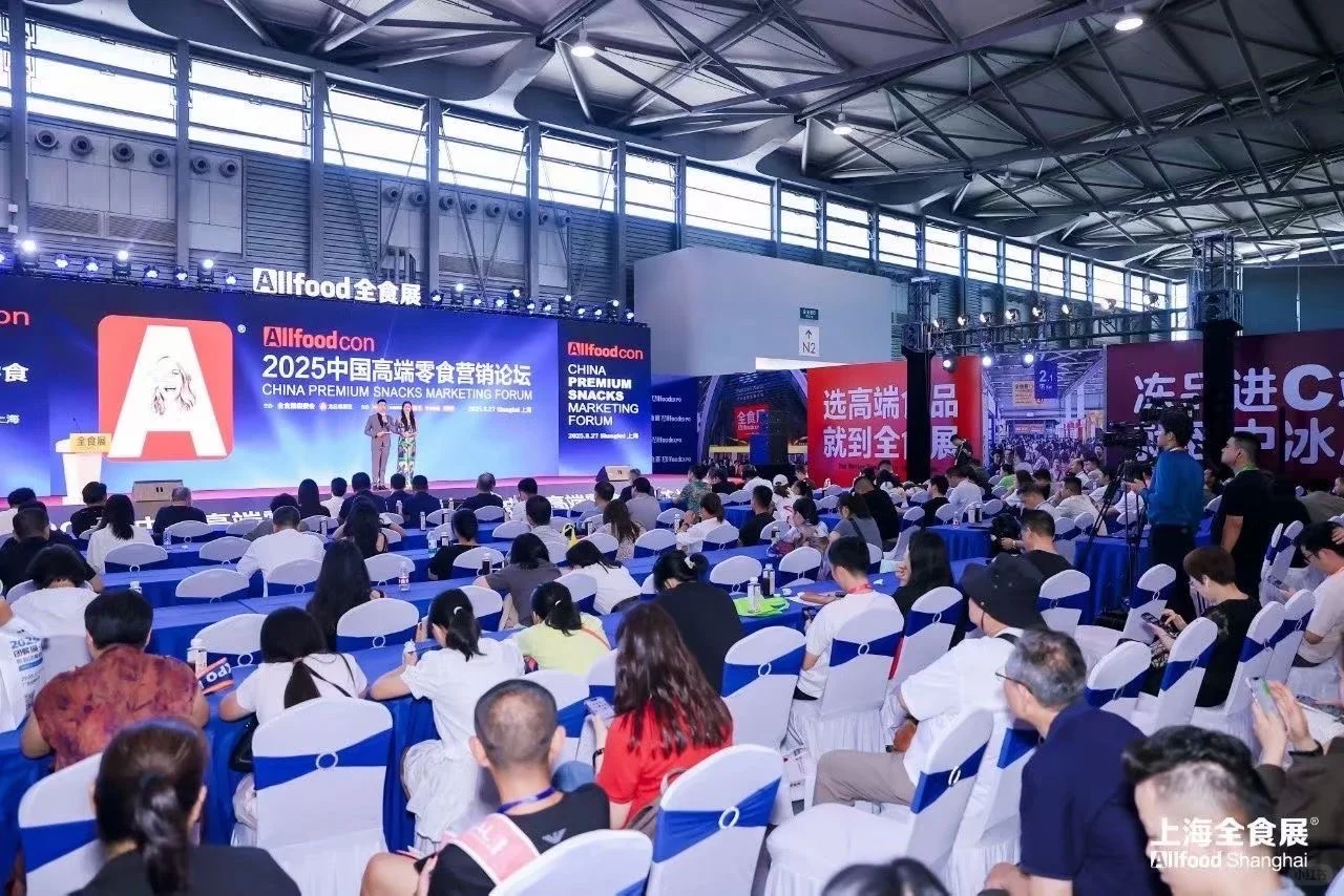 食品展现场真的太热闹啦！