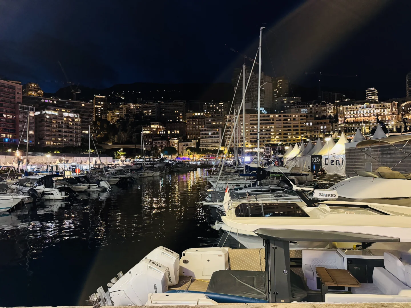 Monaco游艇展的夜晚～名副其实纸醉金迷～