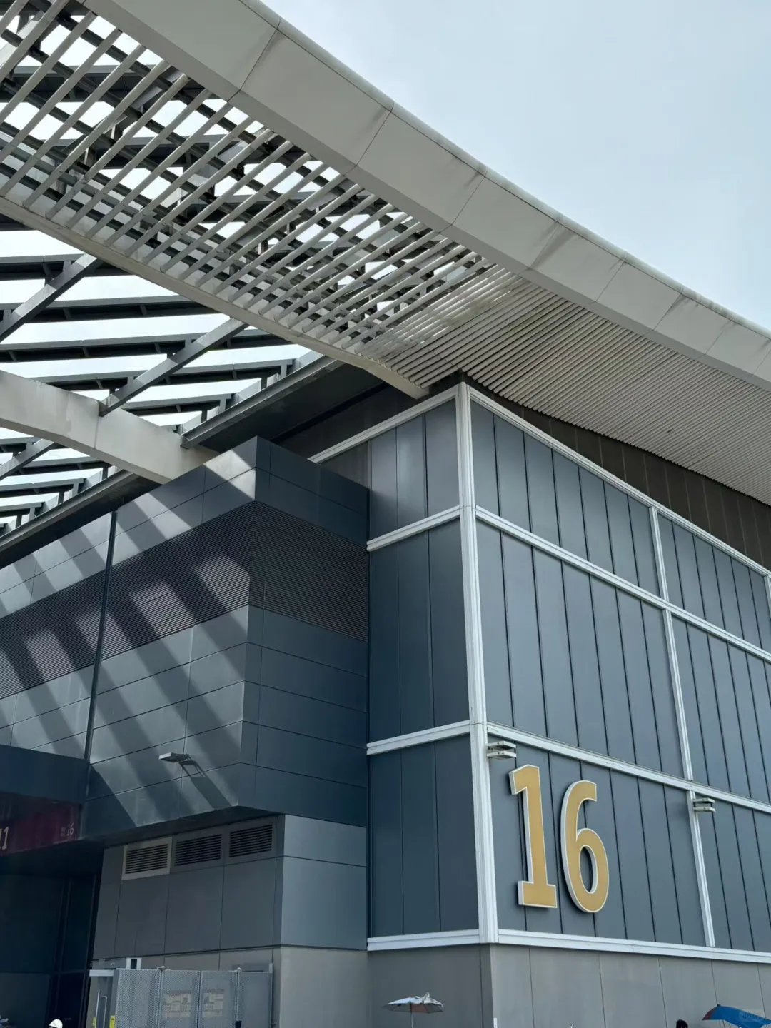 慕达斯沙发｜2025深圳跨境电商展